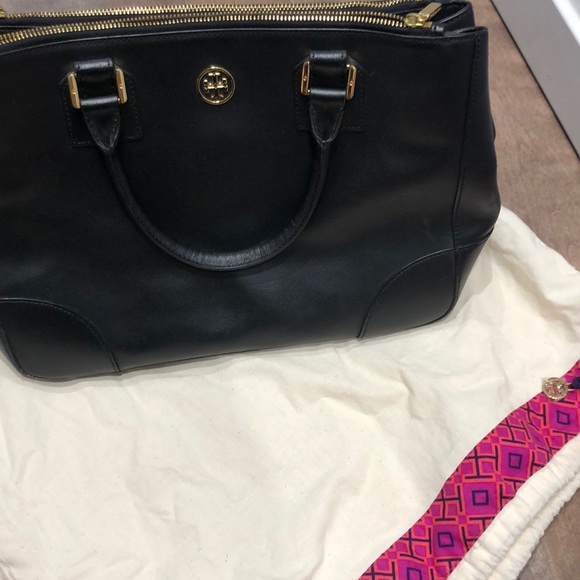 tory burch bag - Picture 2 of 5